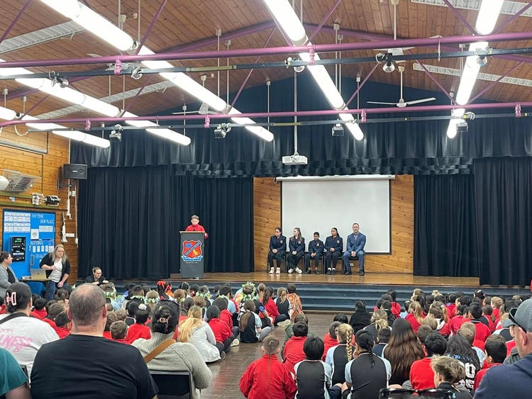 No photo description available.